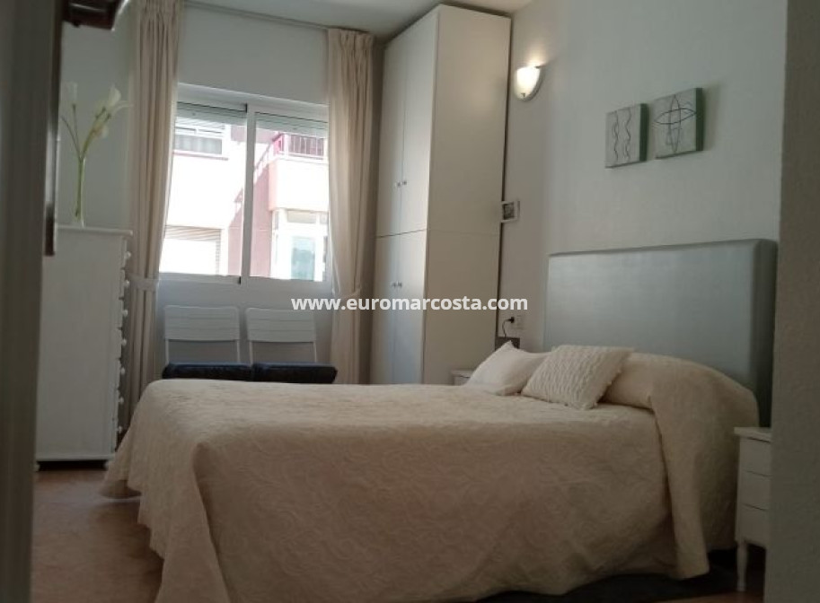 Objekte zum Wiederverkauf - Wohnung - Torrevieja - TORREVIEJA