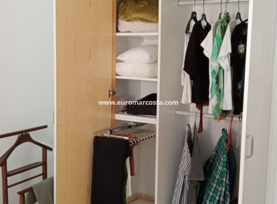 Objekte zum Wiederverkauf - Wohnung - Torrevieja - TORREVIEJA