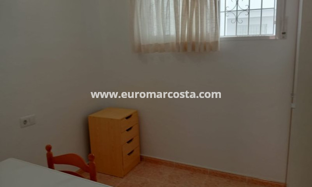 Objekte zum Wiederverkauf - Wohnung - Torrevieja - TORREVIEJA