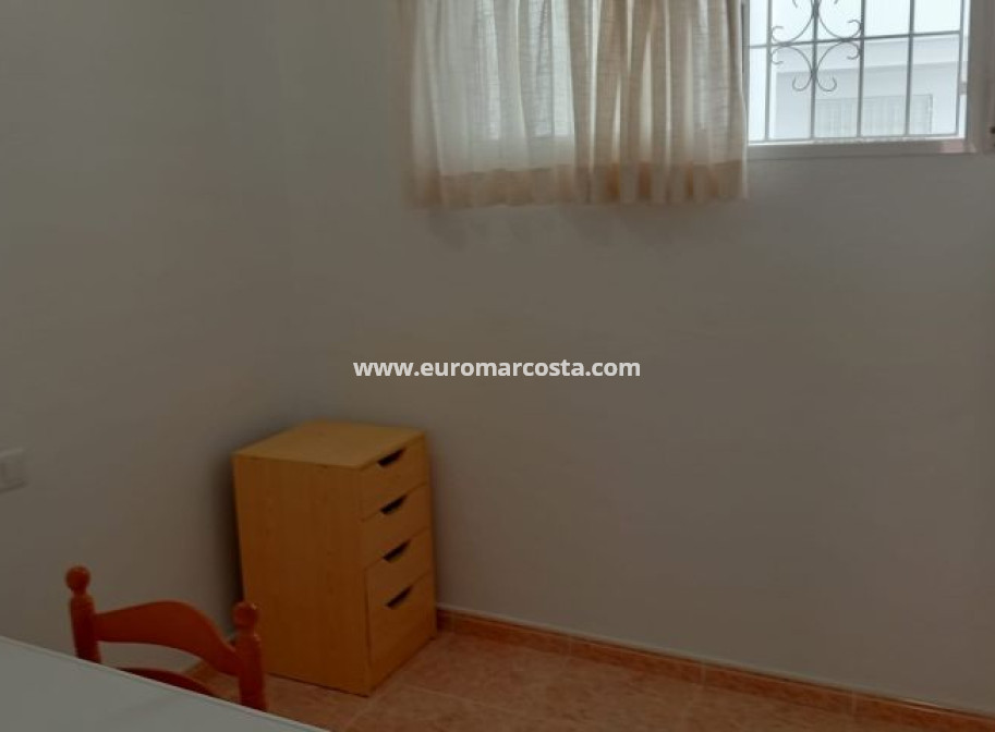 Objekte zum Wiederverkauf - Wohnung - Torrevieja - TORREVIEJA