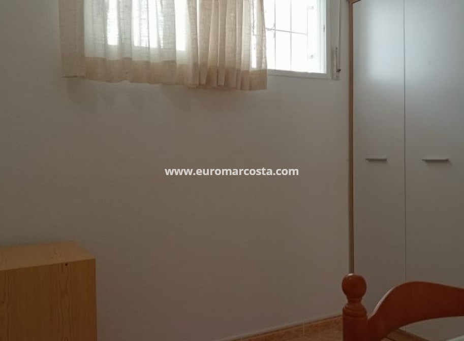 Objekte zum Wiederverkauf - Wohnung - Torrevieja - TORREVIEJA