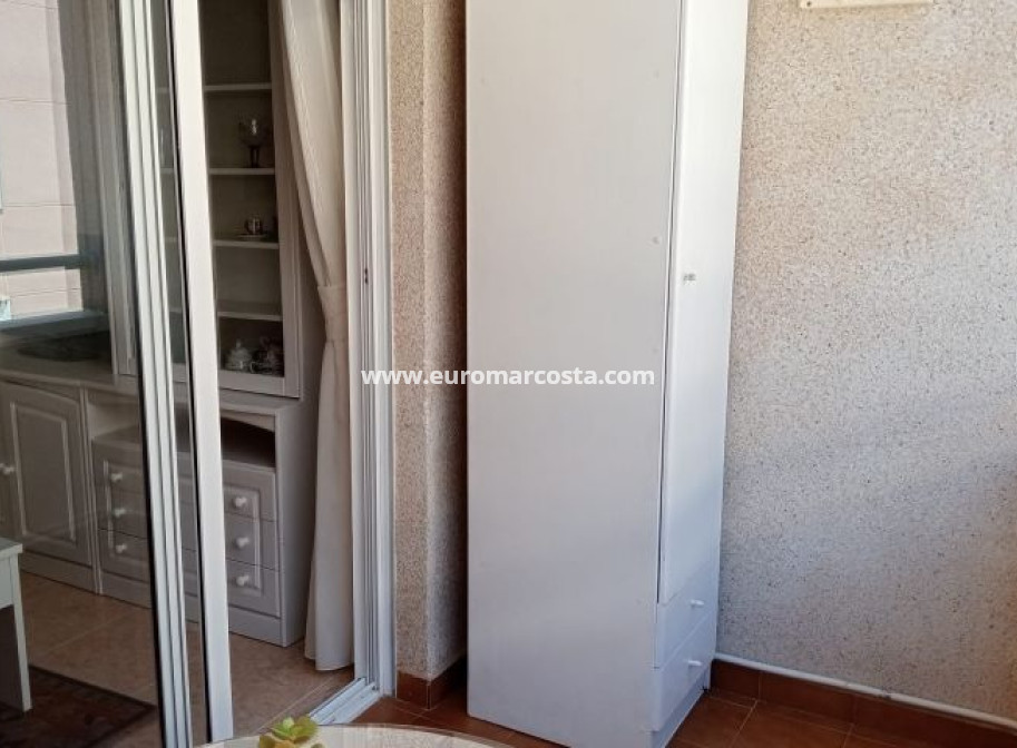 Objekte zum Wiederverkauf - Wohnung - Torrevieja - TORREVIEJA