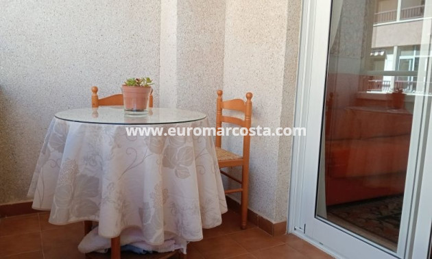 Objekte zum Wiederverkauf - Wohnung - Torrevieja - TORREVIEJA