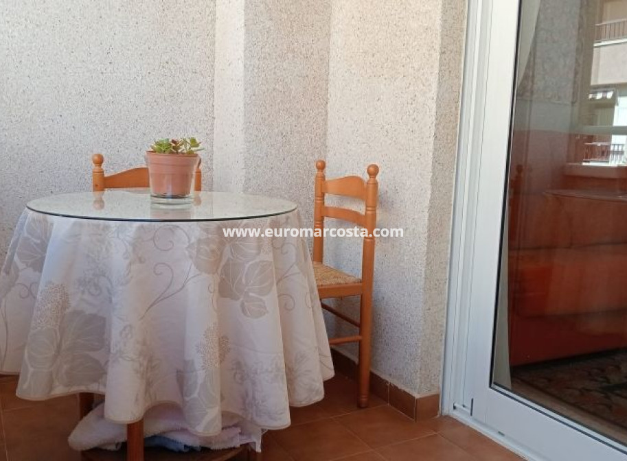 Objekte zum Wiederverkauf - Wohnung - Torrevieja - TORREVIEJA