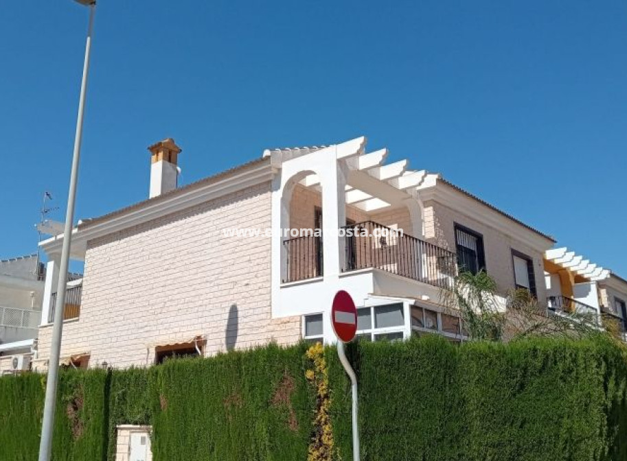 Objekte zum Wiederverkauf - Villa freitstehend - Pilar de la Horadada