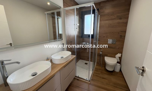 Venta - Villa - Torrevieja - TORREVIEJA