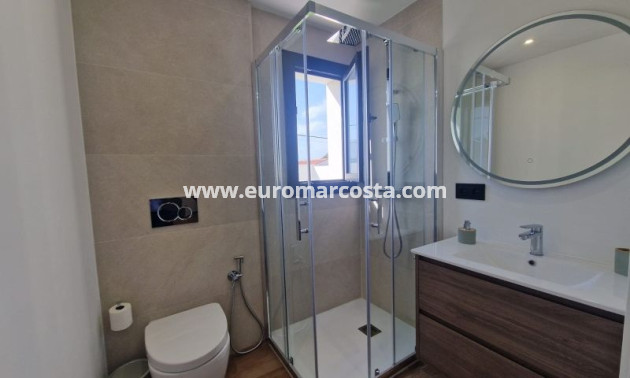Venta - Villa - Torrevieja - TORREVIEJA