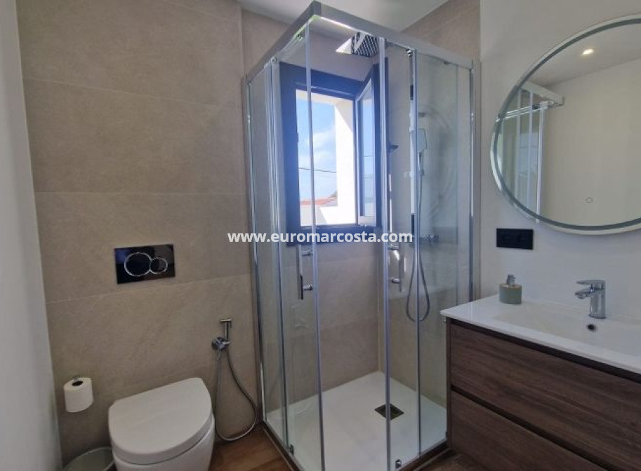 Venta - Villa - Torrevieja - TORREVIEJA
