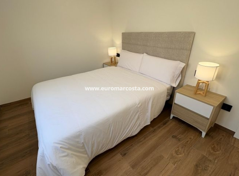 Venta - Villa - Torrevieja - TORREVIEJA