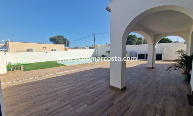 Venta - Villa - Torrevieja - TORREVIEJA