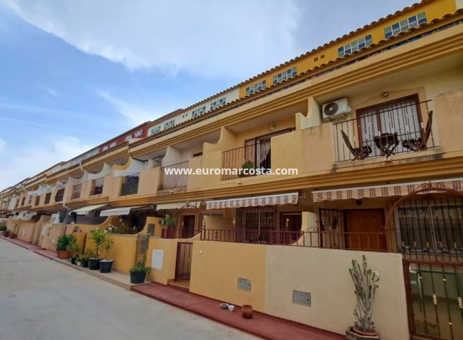 Objekte zum Wiederverkauf - Stadthaus - Orihuela Costa