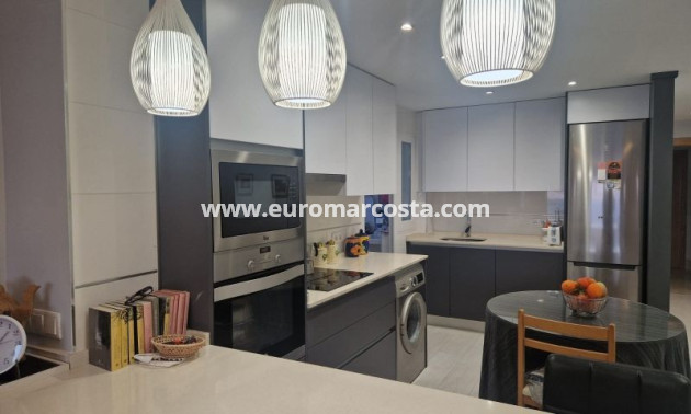 Sale - Apartment / flat - Torrevieja - TORREVIEJA