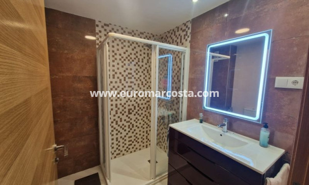 Sale - Apartment / flat - Torrevieja - TORREVIEJA