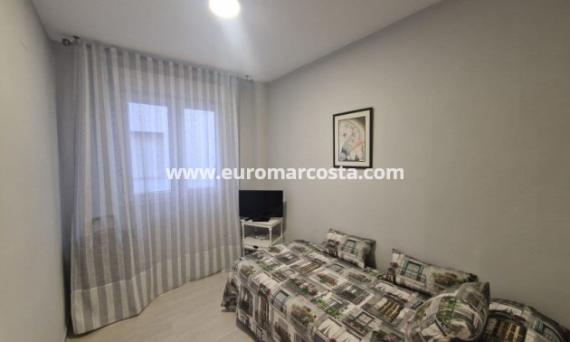 Sale - Apartment / flat - Torrevieja - TORREVIEJA
