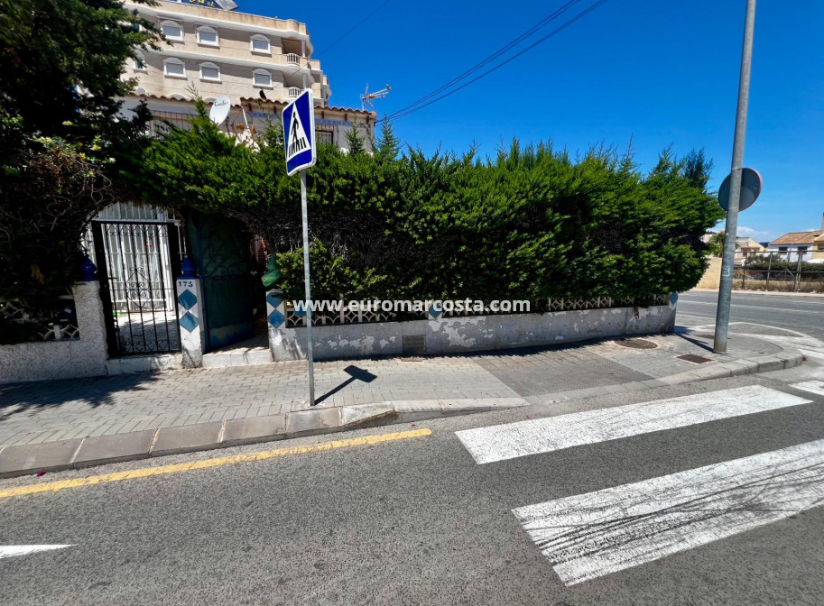 Venta - Adosado - Torrevieja - TORREVIEJA
