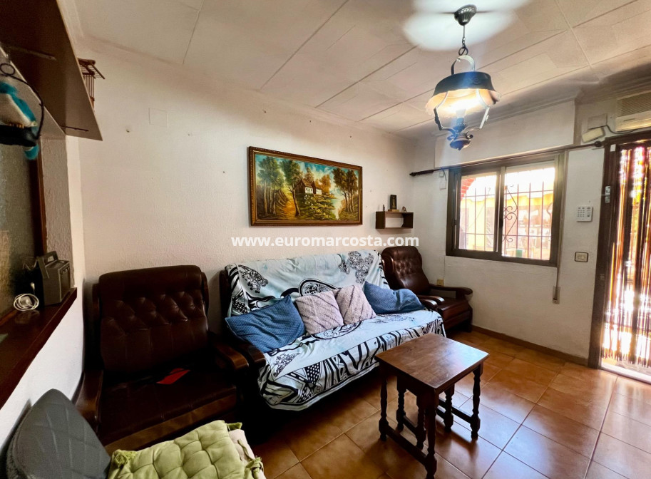 Venta - Adosado - Torrevieja - TORREVIEJA