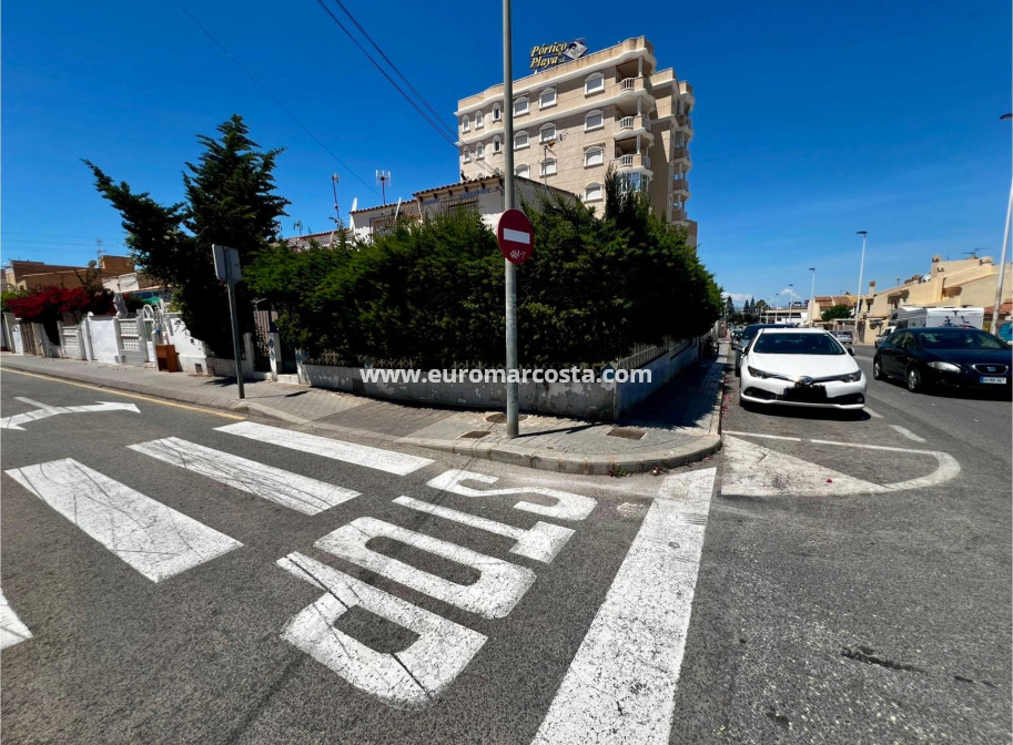 Venta - Adosado - Torrevieja - TORREVIEJA