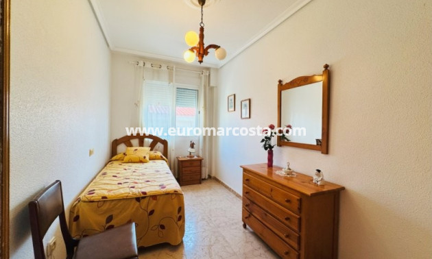 Sale - Townhouse - La Mata