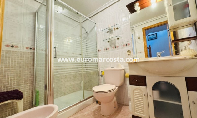 Sale - Townhouse - La Mata