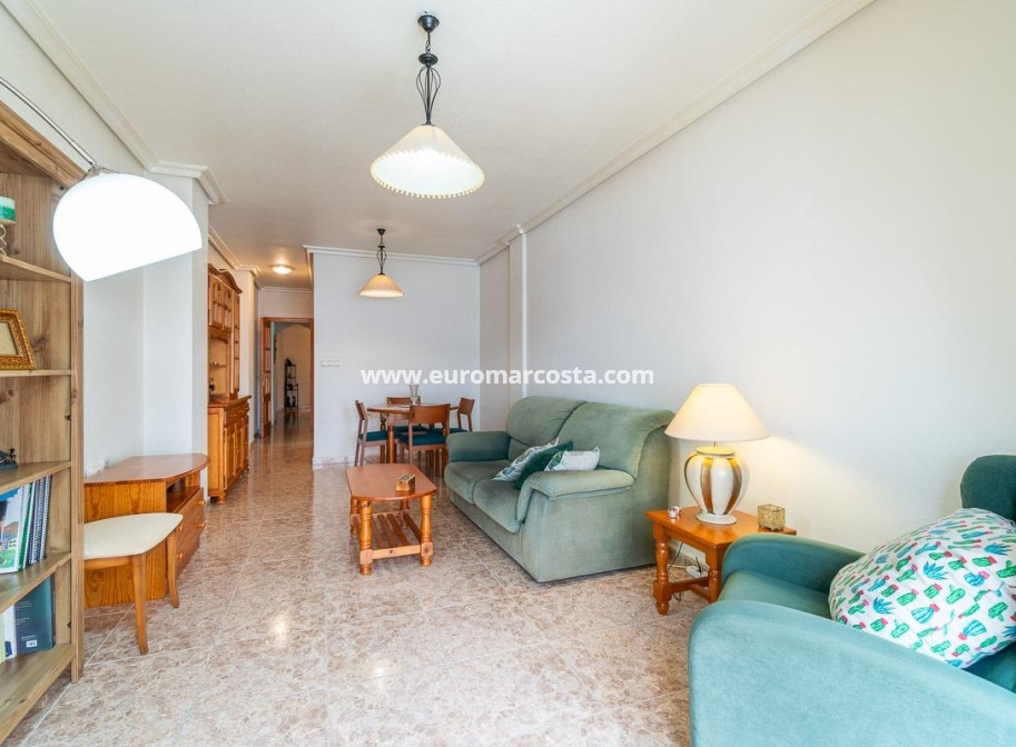 Venta - Apartamento / piso - Torrevieja - TORREVIEJA