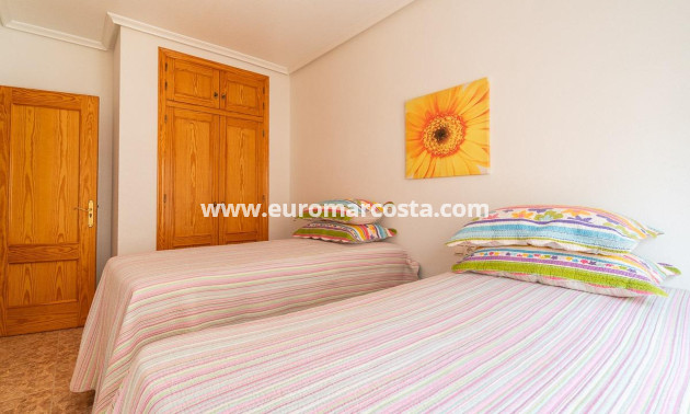 Venta - Apartamento / piso - Torrevieja - TORREVIEJA