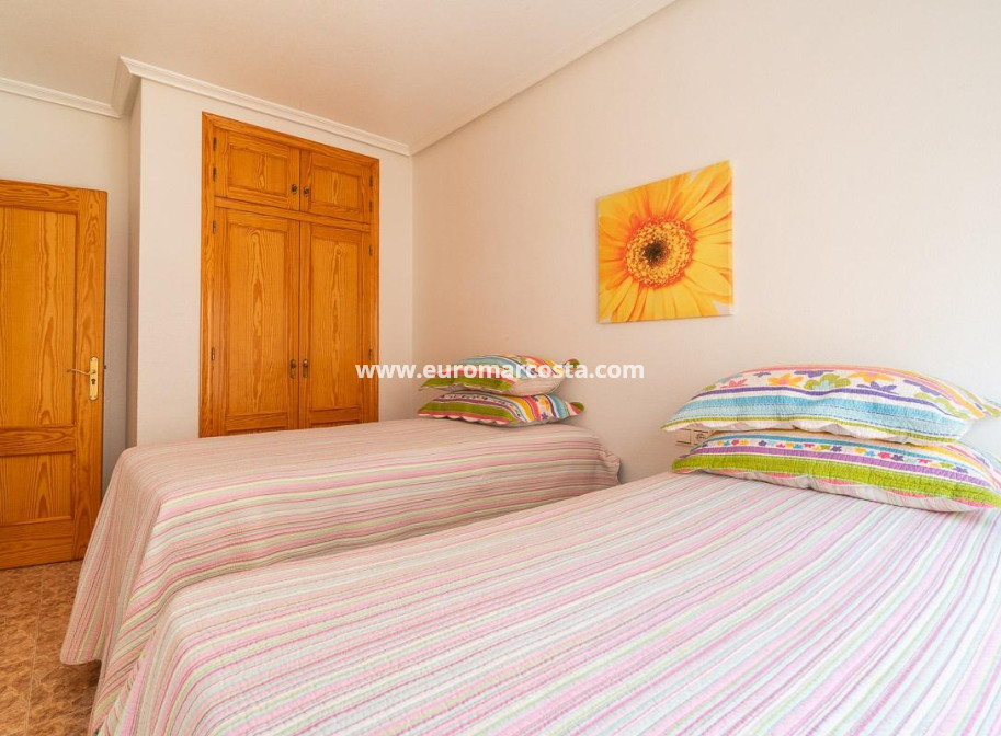 Venta - Apartamento / piso - Torrevieja - TORREVIEJA