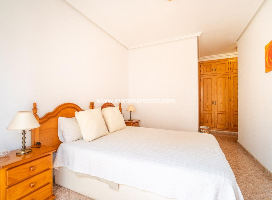 Venta - Apartamento / piso - Torrevieja - TORREVIEJA