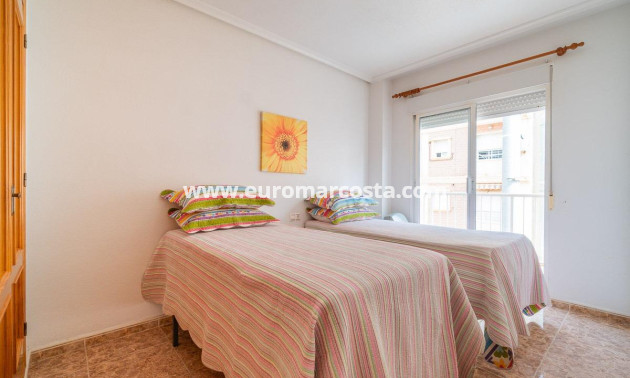 Venta - Apartamento / piso - Torrevieja - TORREVIEJA