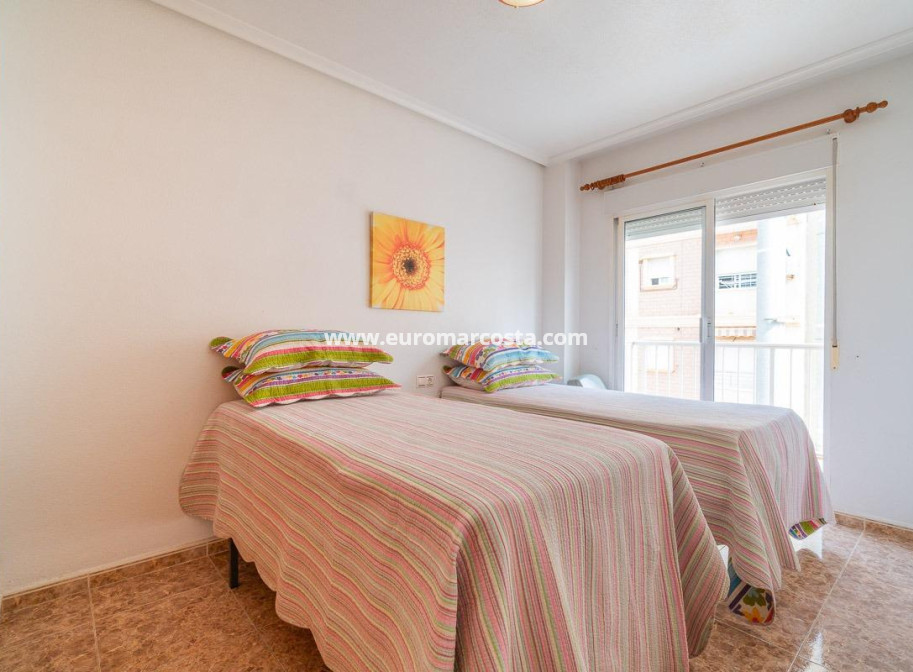 Venta - Apartamento / piso - Torrevieja - TORREVIEJA