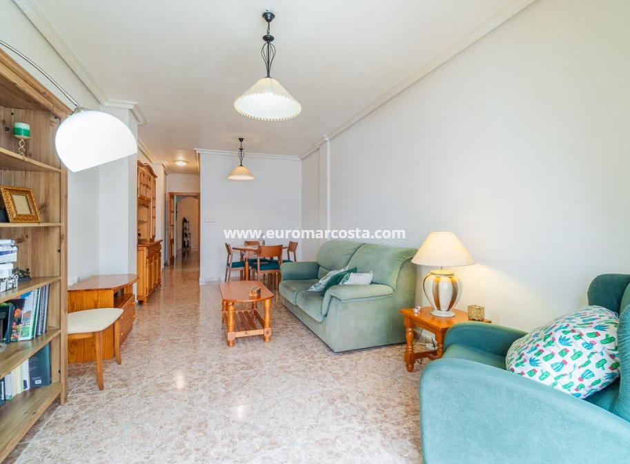 Venta - Apartamento / piso - Torrevieja - TORREVIEJA