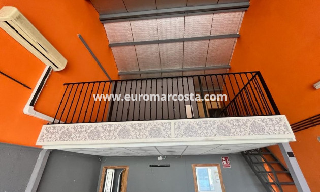 Venta - Comercial - Algorfa