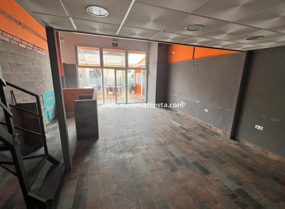 Venta - Comercial - Algorfa