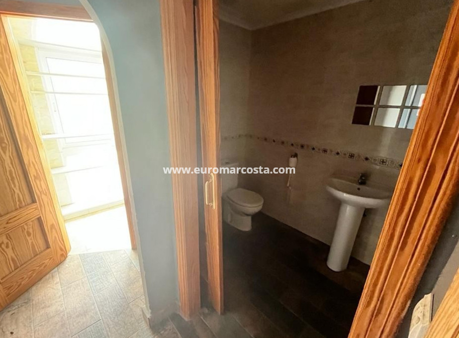 Venta - Comercial - Algorfa