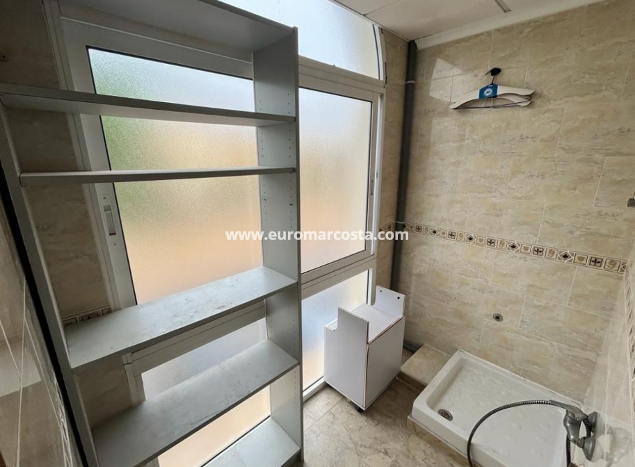 Venta - Comercial - Algorfa