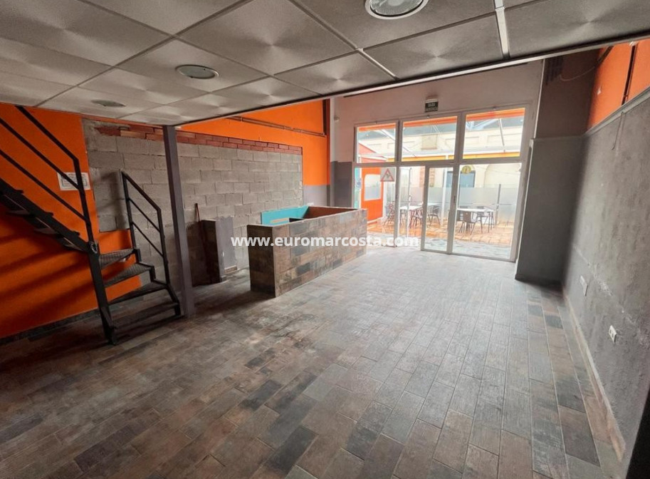 Venta - Comercial - Algorfa