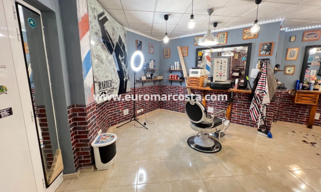 Sale - Commercial - Guardamar del Segura