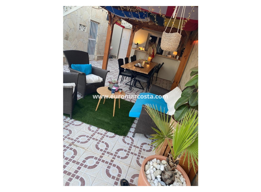 Sale - Villa / Detached - Ciudad Quesada - Quesada Center