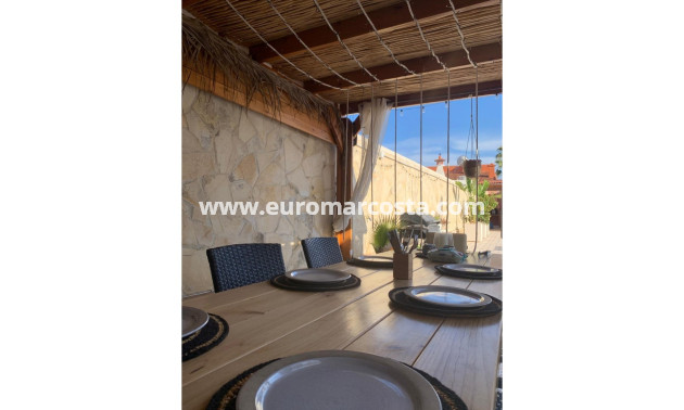 Sale - Villa / Detached - Ciudad Quesada - Quesada Center