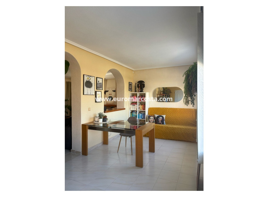 Sale - Villa / Detached - Ciudad Quesada - Quesada Center