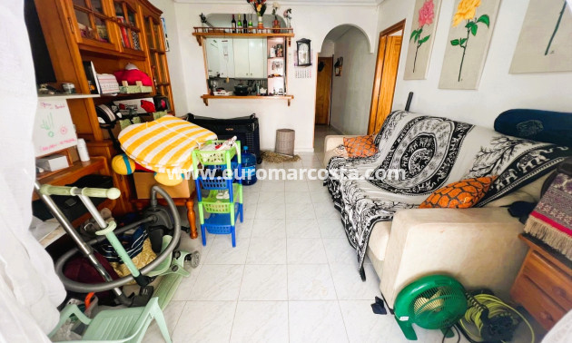 Sale - Apartment / flat - La Mata