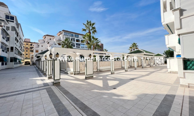 Sale - Apartment / flat - La Mata