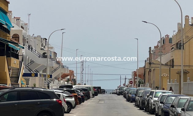 Sale - Apartment / flat - La Mata