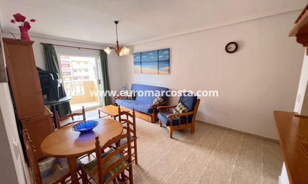 Sale - Apartment / flat - La Mata