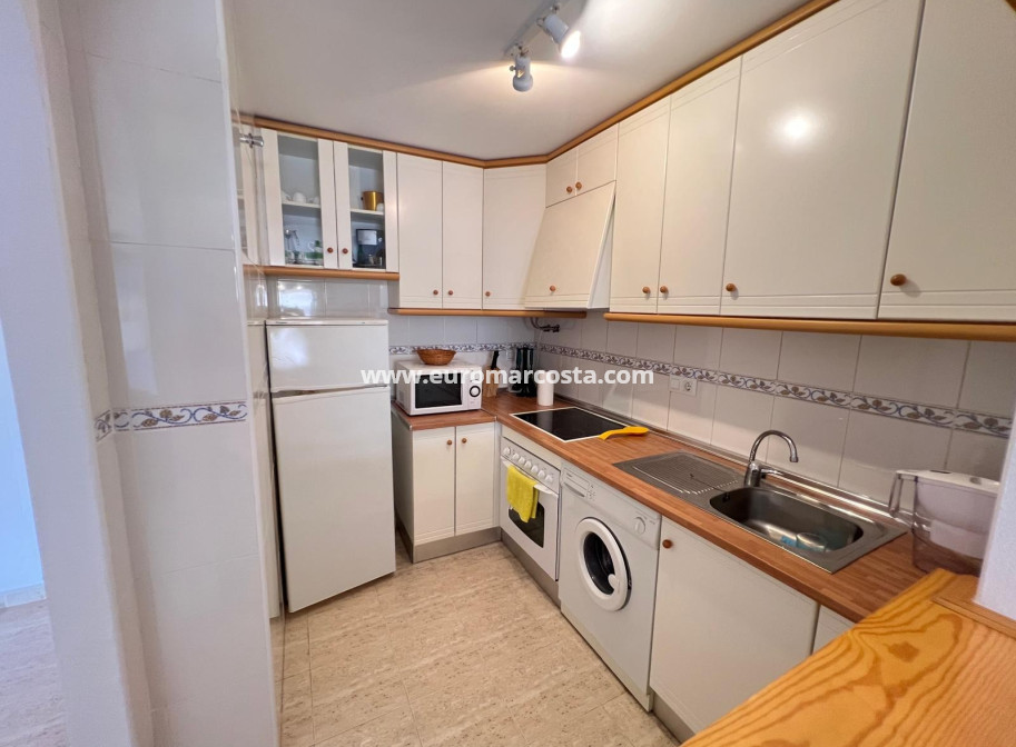 Sale - Apartment / flat - La Mata
