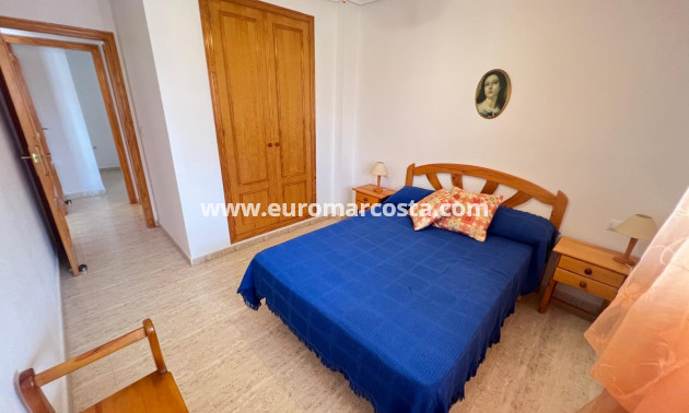 Sale - Apartment / flat - La Mata