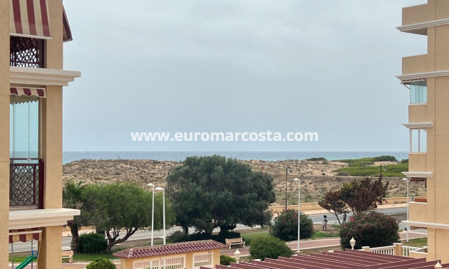 Sale - Apartment / flat - La Mata