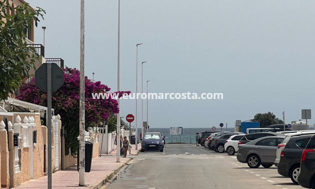 Sale - Apartment / flat - La Mata