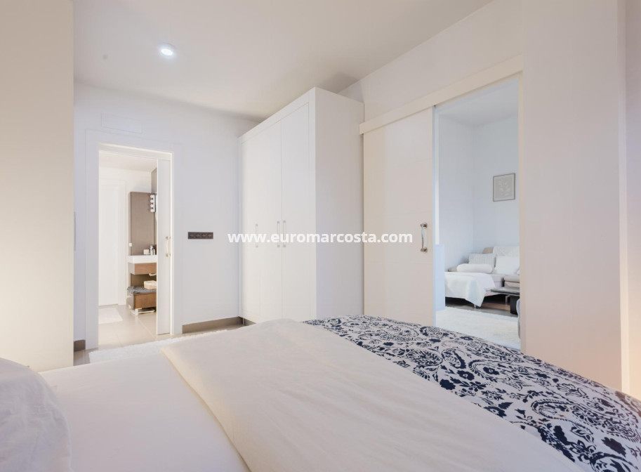 Venta - Apartamento / piso - Orihuela Costa