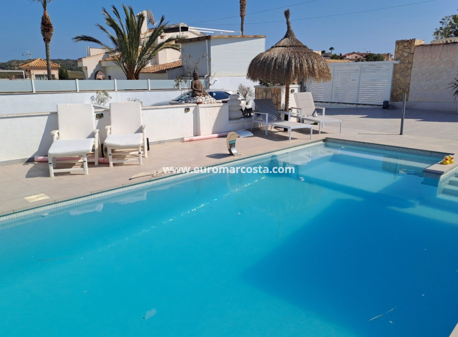 Objekte zum Wiederverkauf - Villa freitstehend - Ciudad Quesada - Golf La Marquesa (Ciudad Quesada)