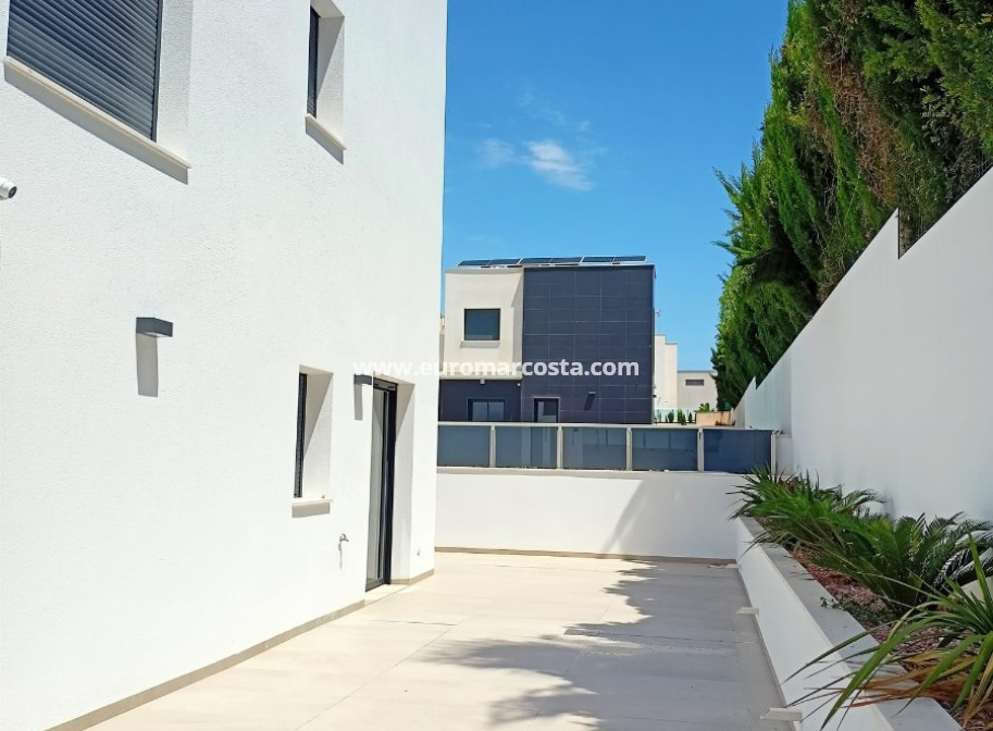 Venta - Villa - Orihuela Costa